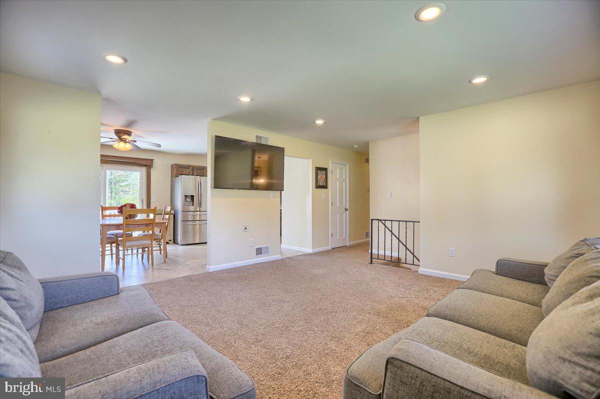 2199 Sheaffer Road Elizabethtown, PA 17022 - Photo 20 of 41