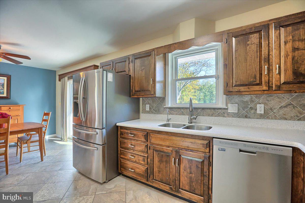 2199 Sheaffer Road Elizabethtown, PA 17022 - Photo 26 of 41