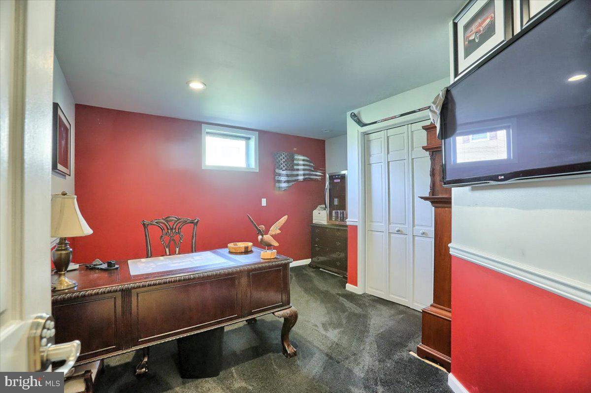 2199 Sheaffer Road Elizabethtown, PA 17022 - Photo 31 of 41
