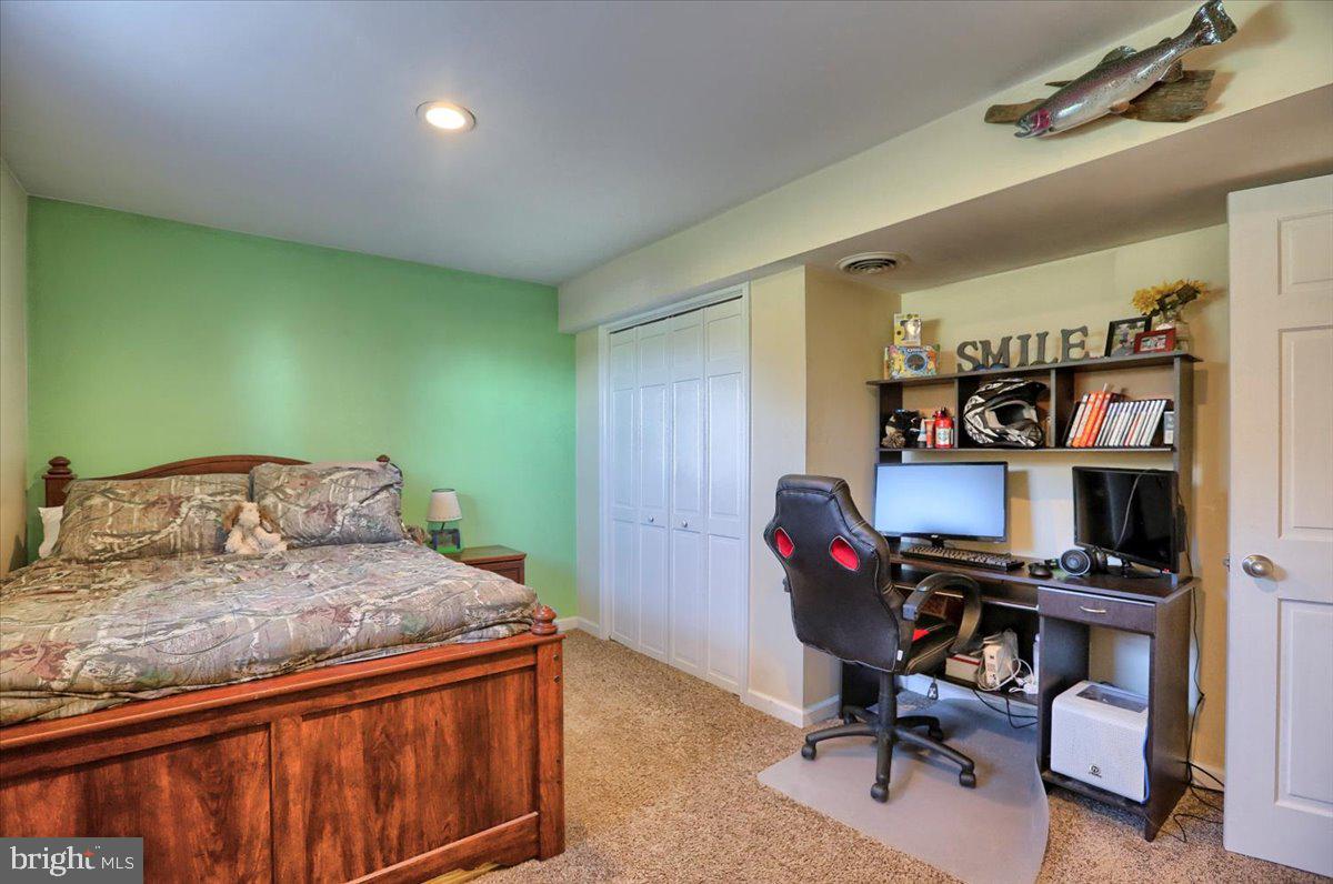 2199 Sheaffer Road Elizabethtown, PA 17022 - Photo 33 of 41