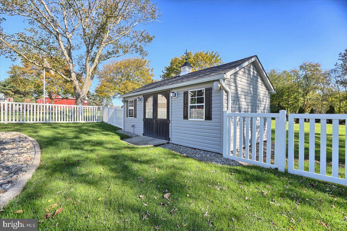 2199 Sheaffer Road Elizabethtown, PA 17022 - Photo 36 of 41