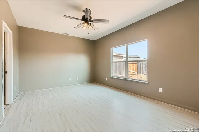 $1,895 | 11807 Luckey Ledge, San Antonio, TX 78252