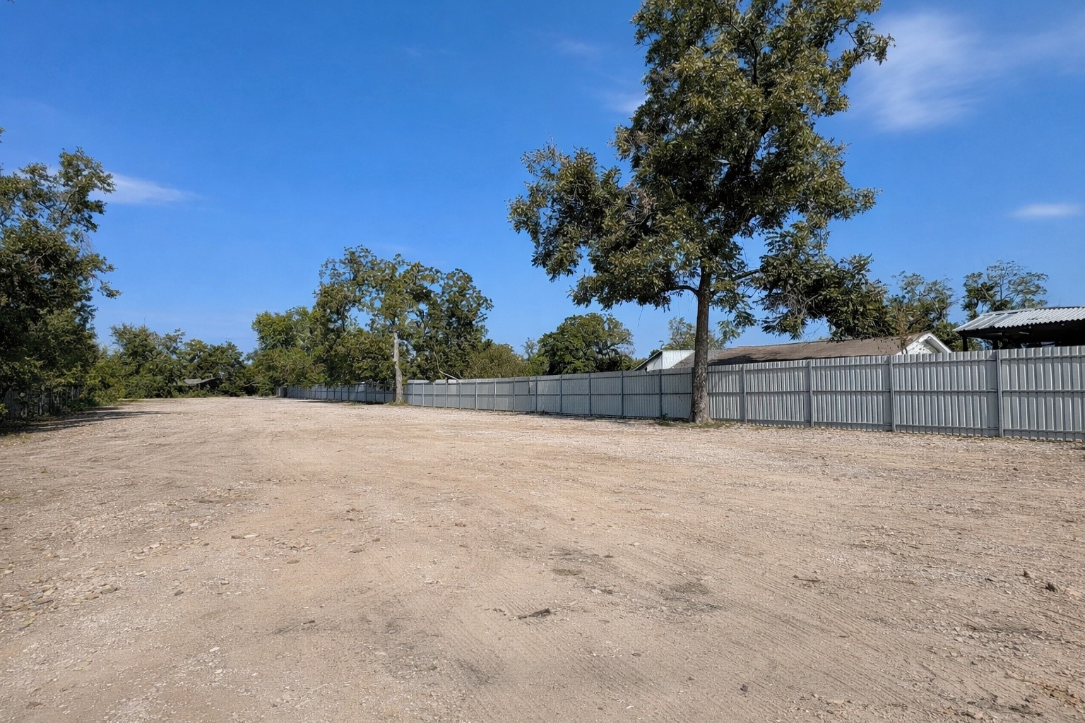 7617 Ley Road Houston, TX 77028 - Photo 8 of 8 a view of outdoor space and yard