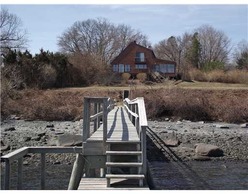 1062 East Shore Road Jamestown, RI 02835 - Photo 4 of 8 Waterfront/Dock/Pier.