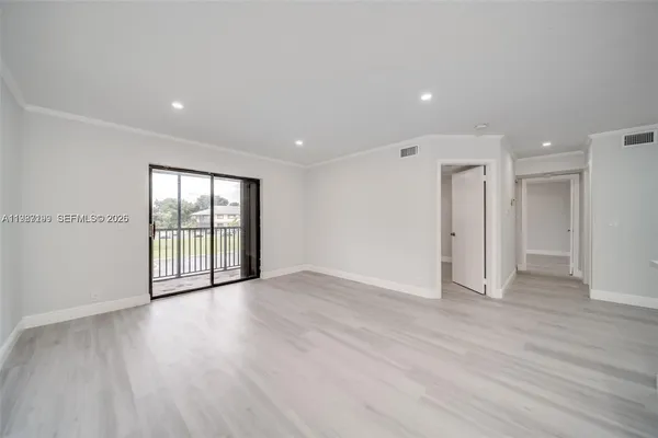 $2,250 | 677 Trace Circle, Unit 211, Deerfield Beach, FL 33441
