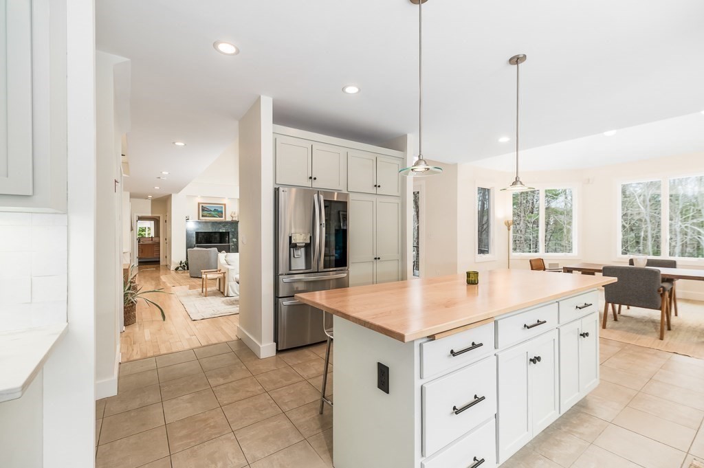 33 Forster Road Manchester, MA 01944 - Photo 12 of 41