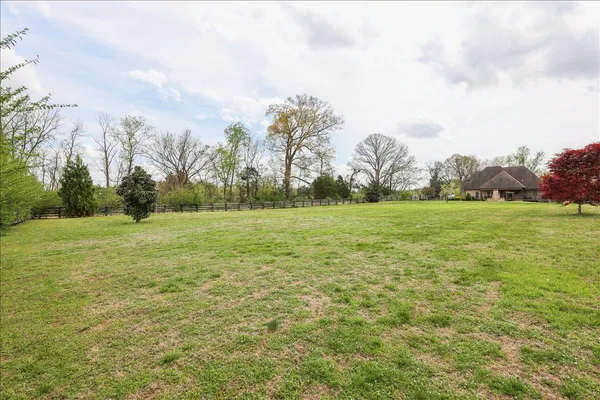 $849,000 | 239 Cherokee Dock Road, Lebanon, TN 37087