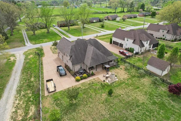 $849,000 | 239 Cherokee Dock Road, Lebanon, TN 37087