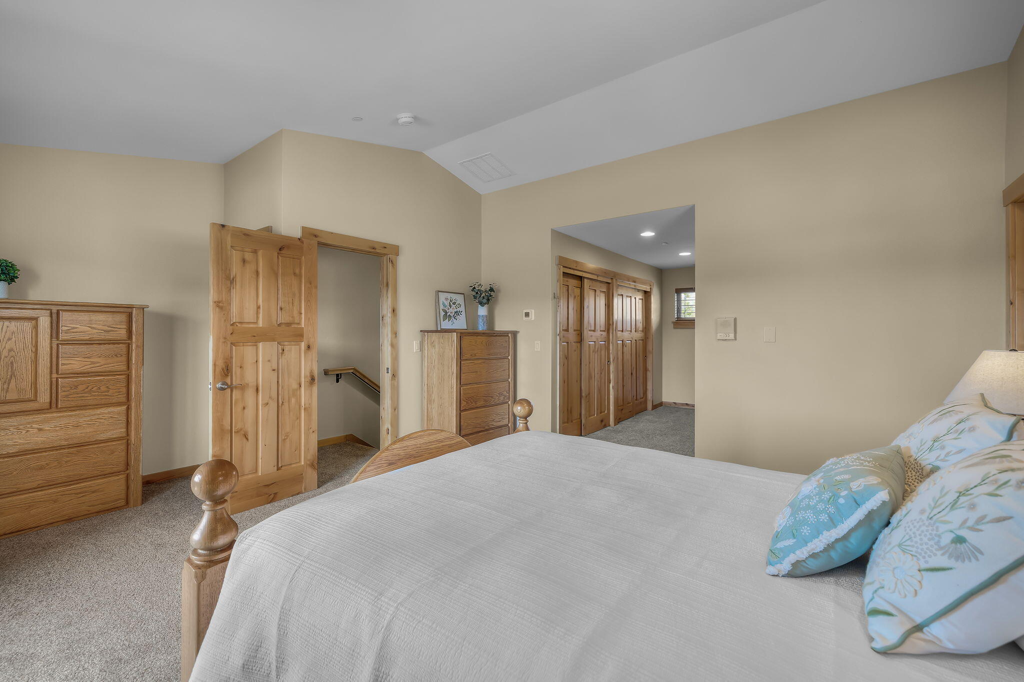 601 Southwest Otter Way Bend, OR 97702 - Photo 30 of 58
