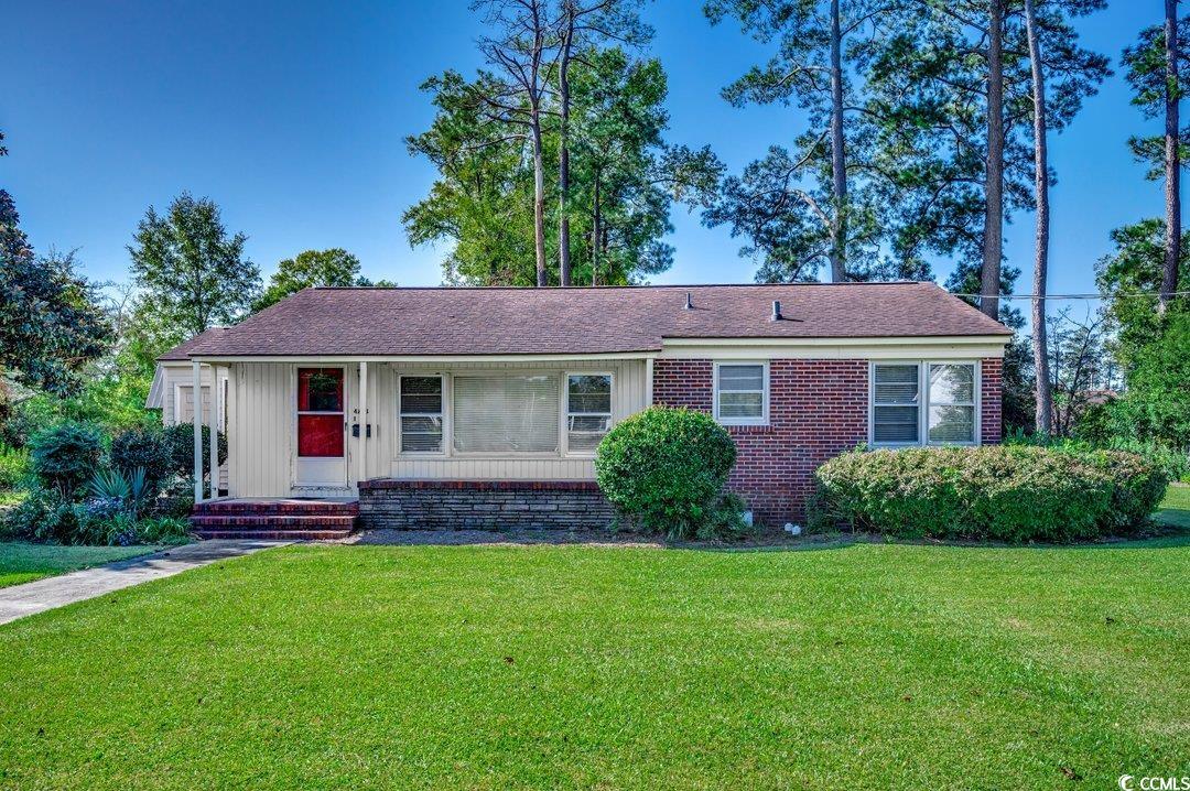 4278 Thomas Street Loris, SC 29569 - Photo 1 of 24 Single story home featuring a front yard