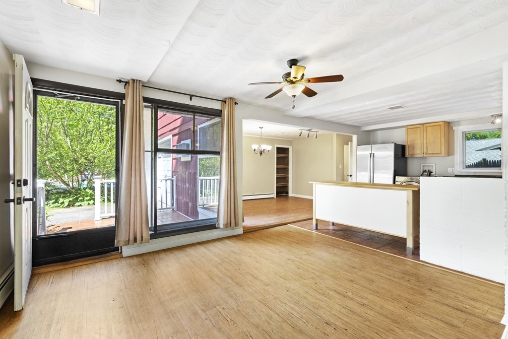 57 Donna Road Framingham, MA 01701 - Photo 3 of 39 Gallery Image 3