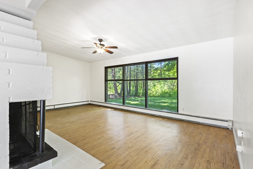 57 Donna Road Framingham, MA 01701 - Photo 5 of 39 Gallery Image 5