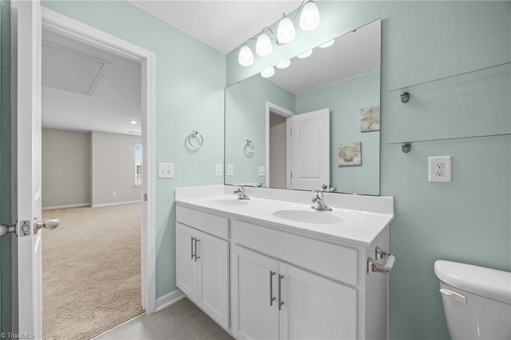 1216 Kerr Street Burlington, NC 27215 - Photo 28 of 50 Full bath on second floor.