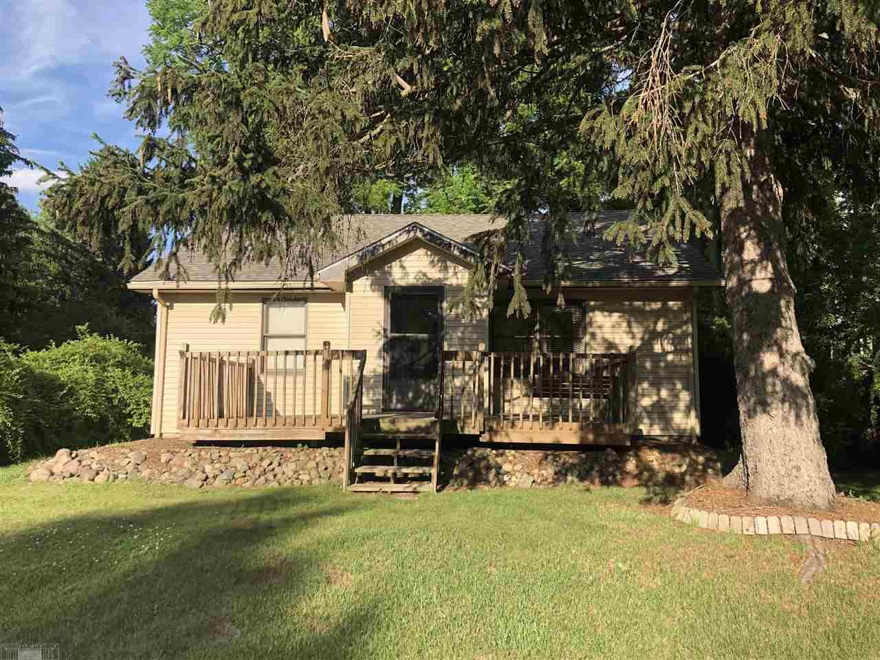 2443 John R Road Rochester, MI 48307 - Photo 2 of 46 50047128-1.JPG