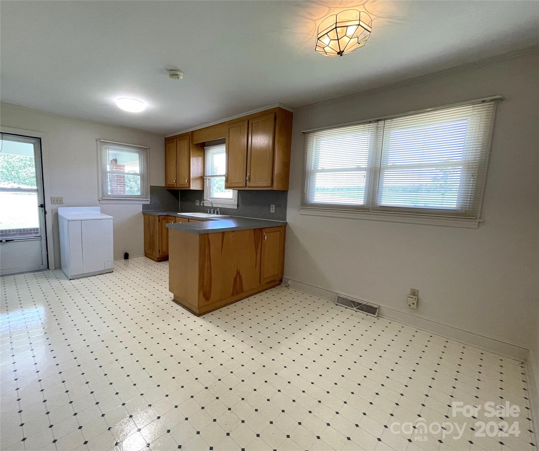 16472 Reap Road Albemarle, NC 28001 - Photo 6 of 30 Gallery Image 6