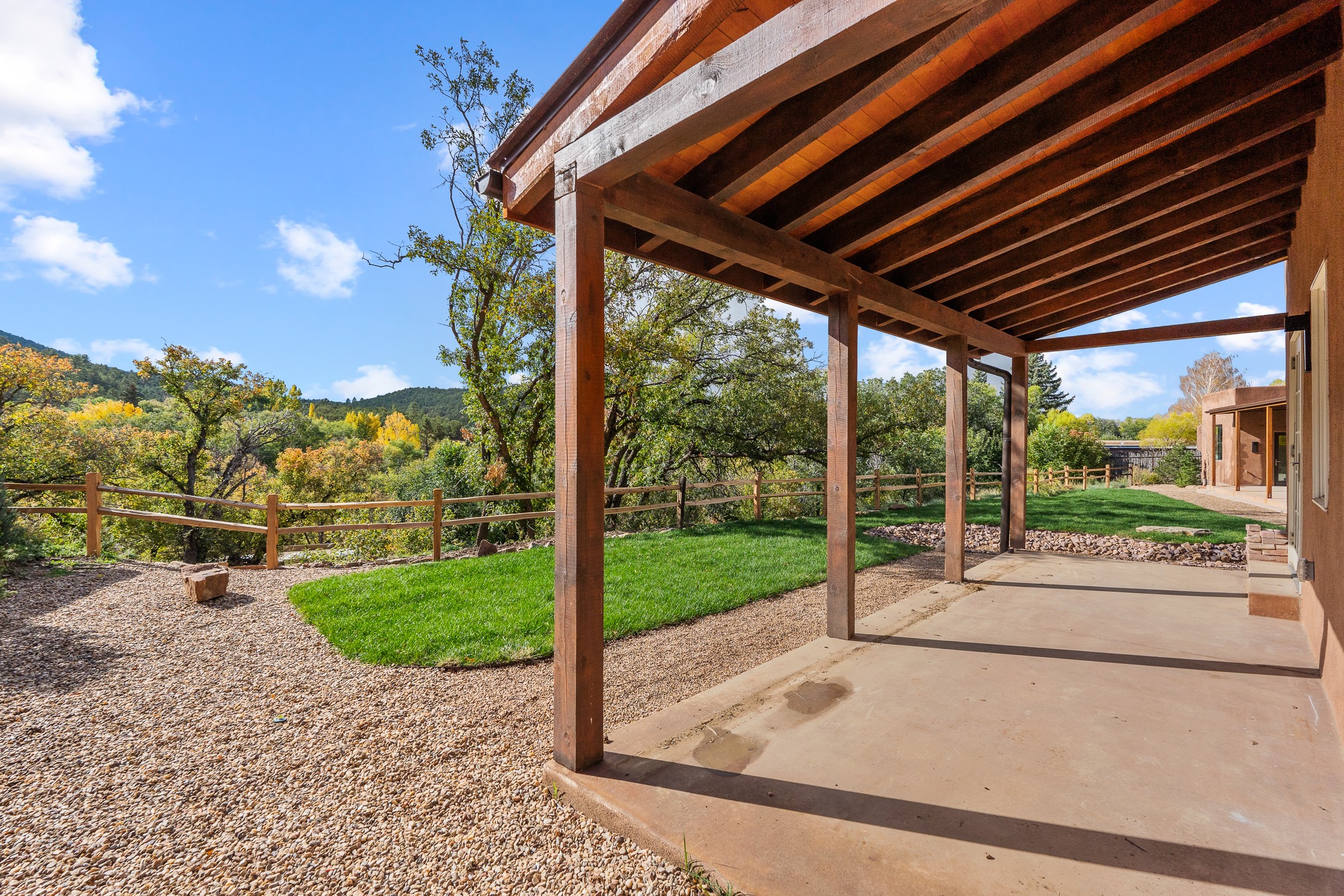 1612 Cerro Gordo Road Santa Fe, NM 87501 - Photo 40 of 59