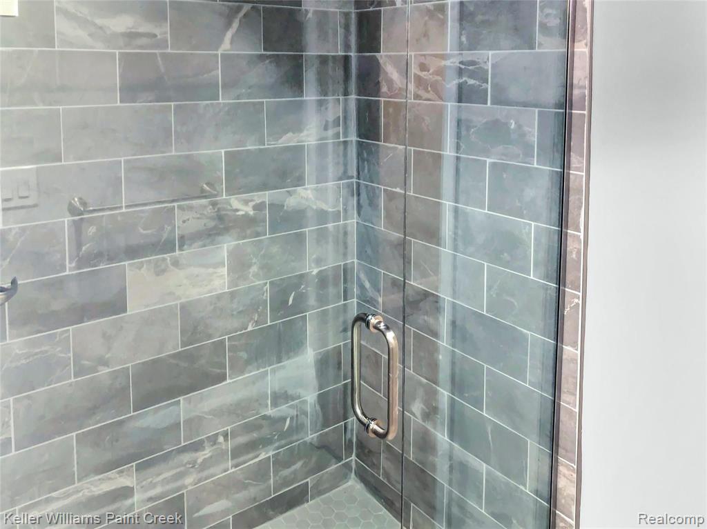 1035 Columbia Road Berkley, MI 48072 - Photo 18 of 22