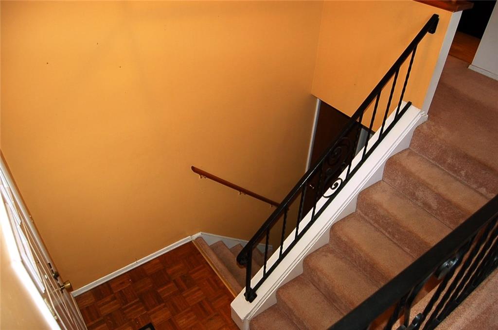 32 Moraine Road Plum, PA 15239 - Photo 4 of 25 Gallery Image 4