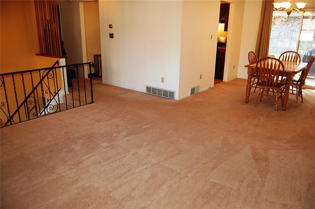 32 Moraine Road Plum, PA 15239 - Photo 8 of 25 Gallery Image 8