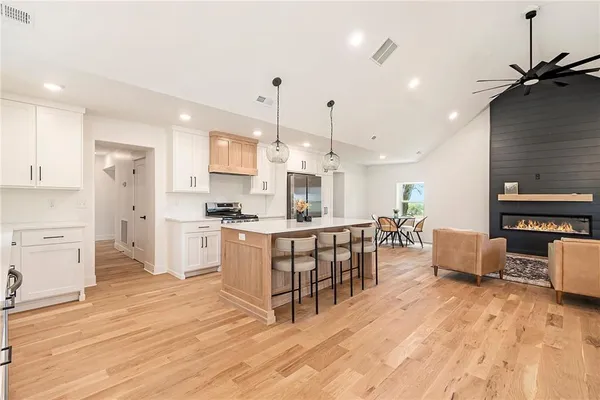 $675,000 | 52 Southeast 208th Street, Holt, MO 64048