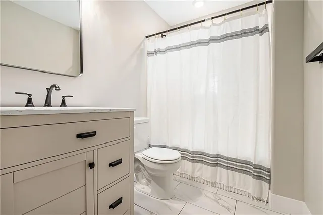 $720,000 | 52 Southeast 208th Street, Holt, MO 64048