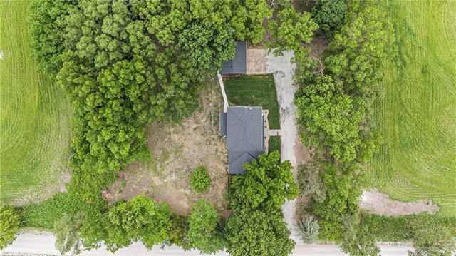 $720,000 | 52 Southeast 208th Street, Holt, MO 64048