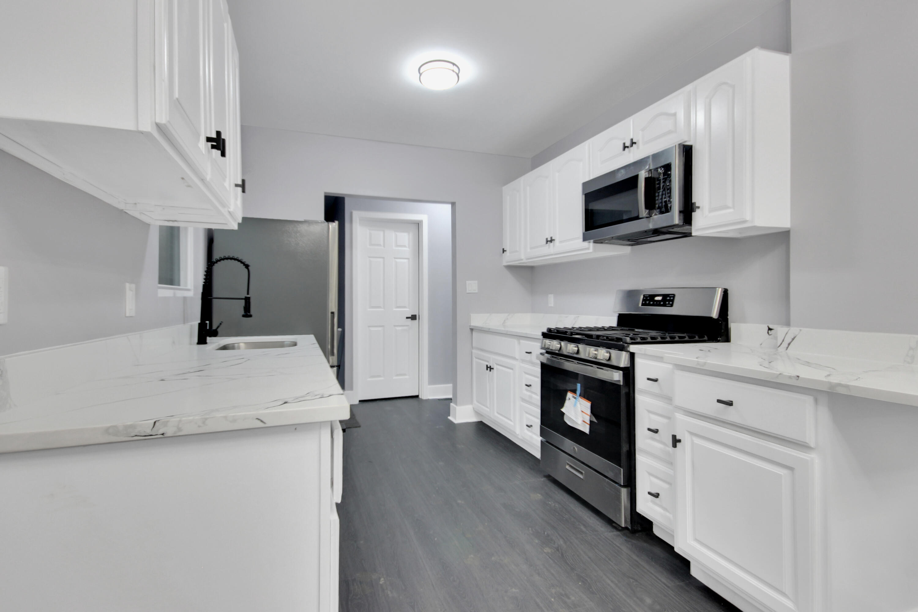 859 Fayette Street Gary, IN 46403 - Photo 4 of 22 3000x2000
