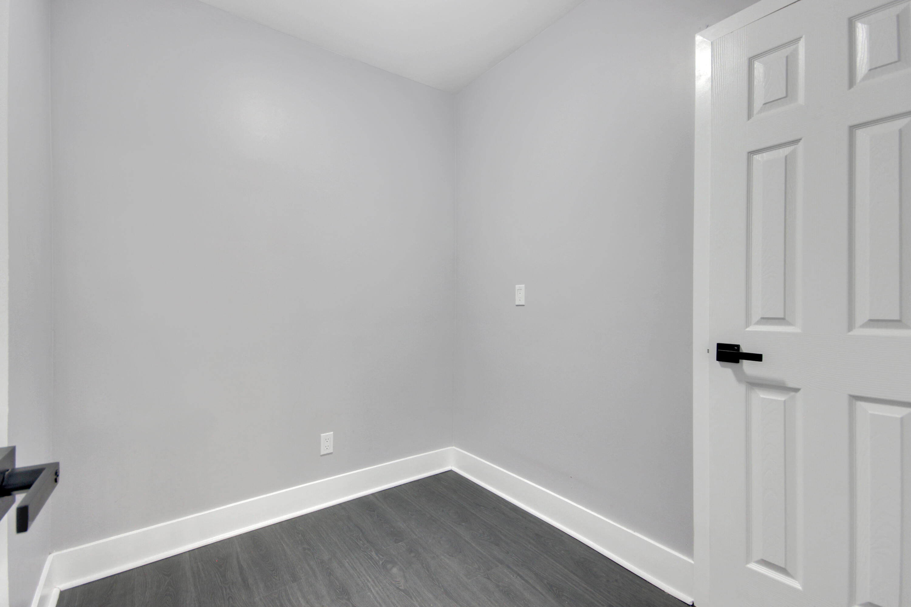 859 Fayette Street Gary, IN 46403 - Photo 7 of 22 3000x2000