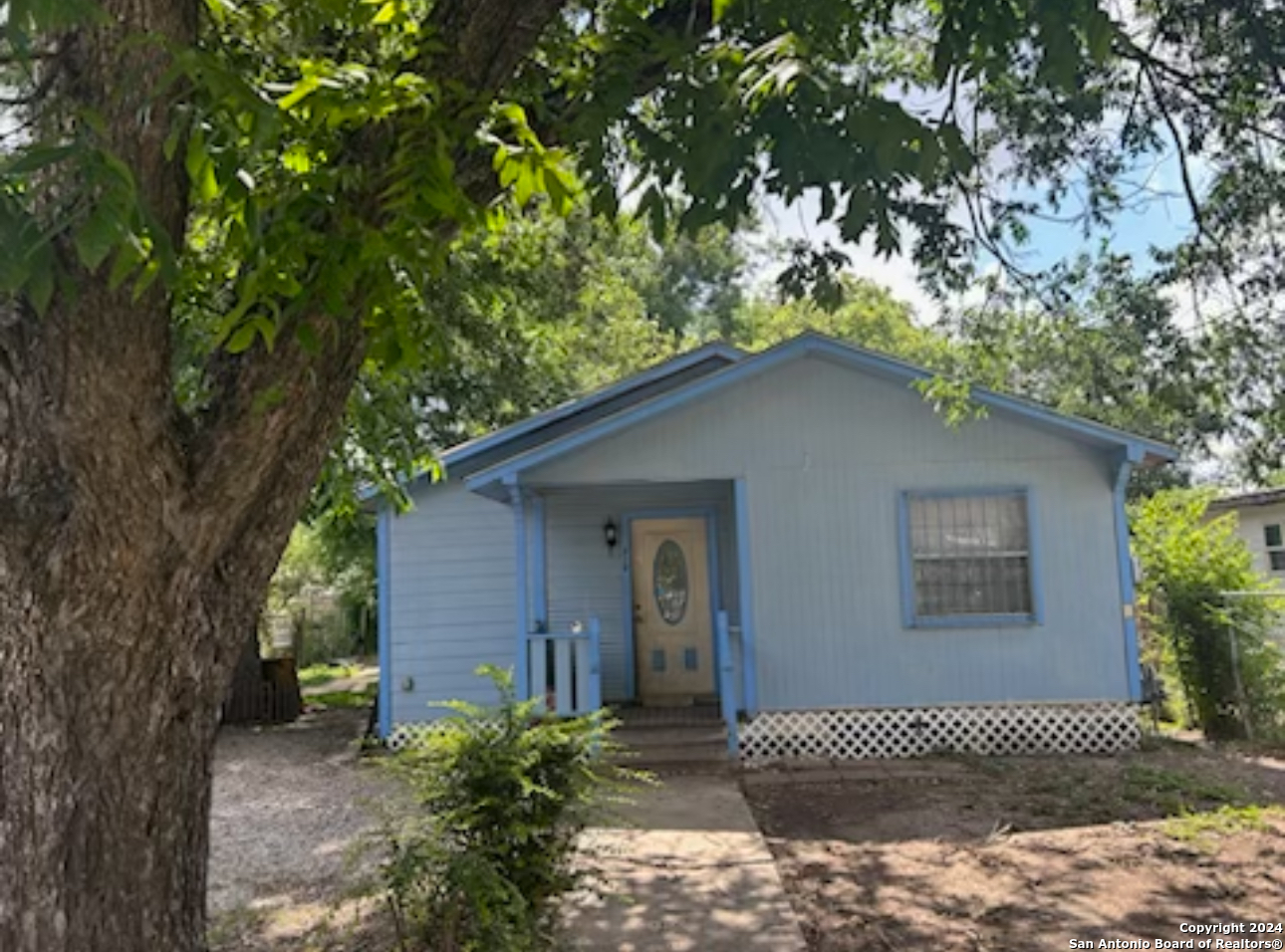 512 South San Ignacio Ave
