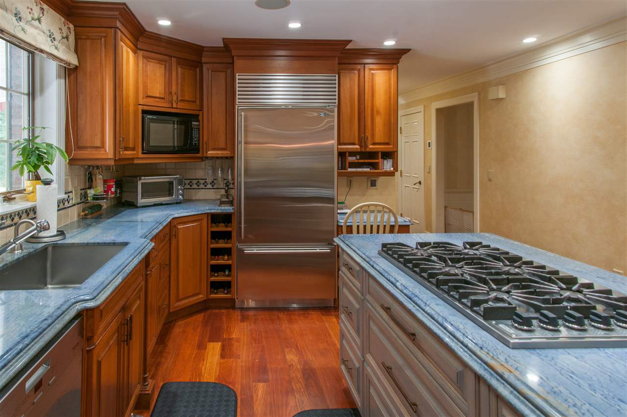 3 Lamb Road Nashua, NH 03062 - Photo 11 of 38