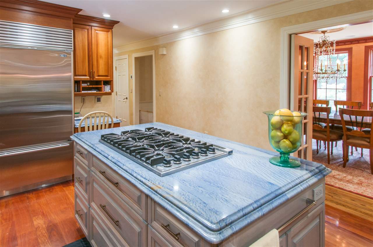 3 Lamb Road Nashua, NH 03062 - Photo 12 of 38
