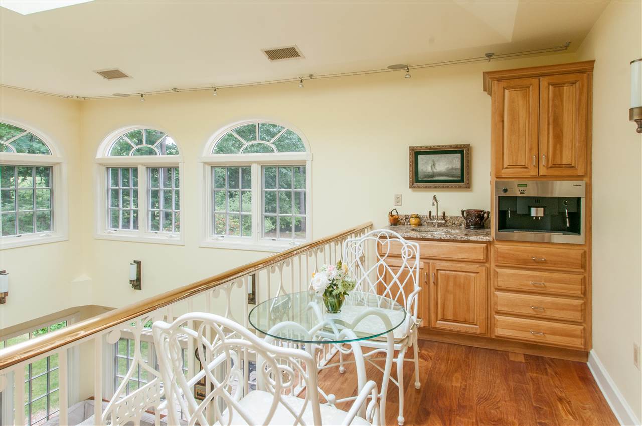 3 Lamb Road Nashua, NH 03062 - Photo 19 of 38
