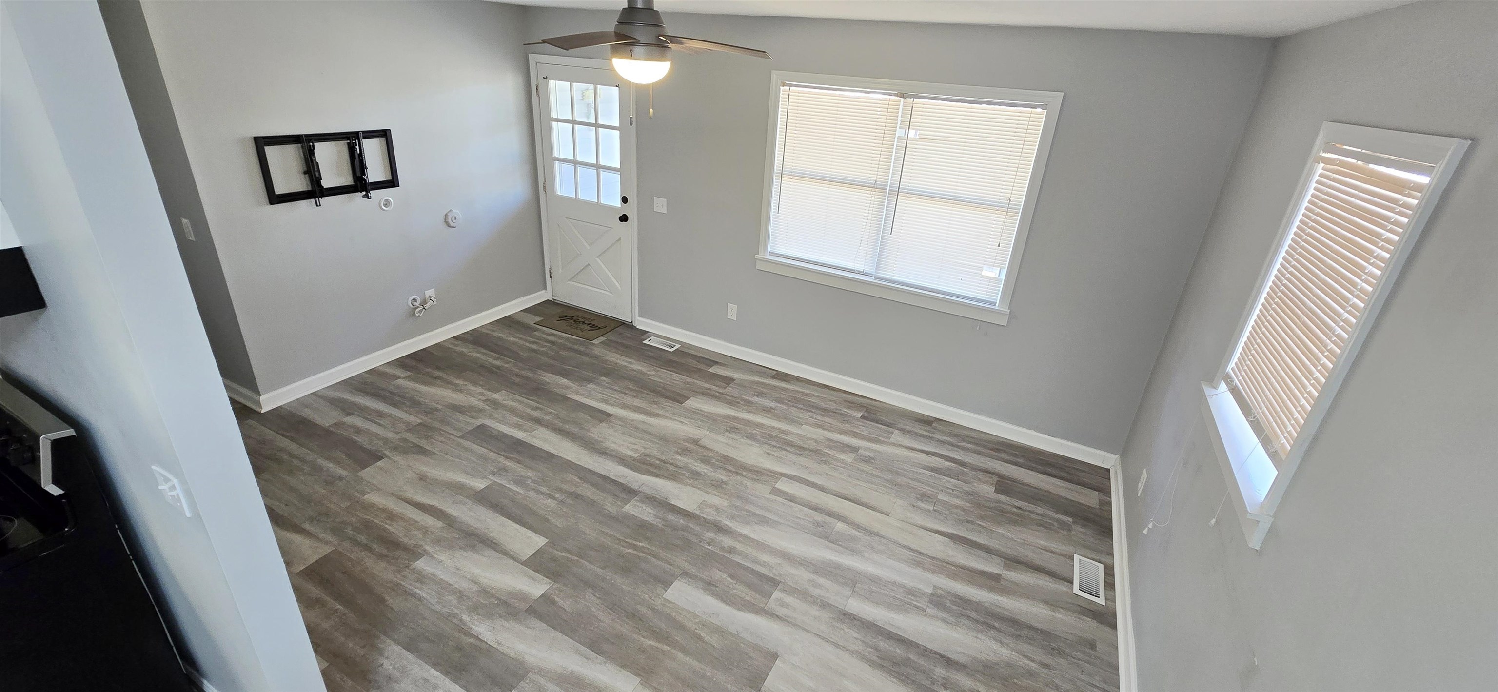 415 Locust Tree Court Gresham, SC 29546 - Photo 5 of 42