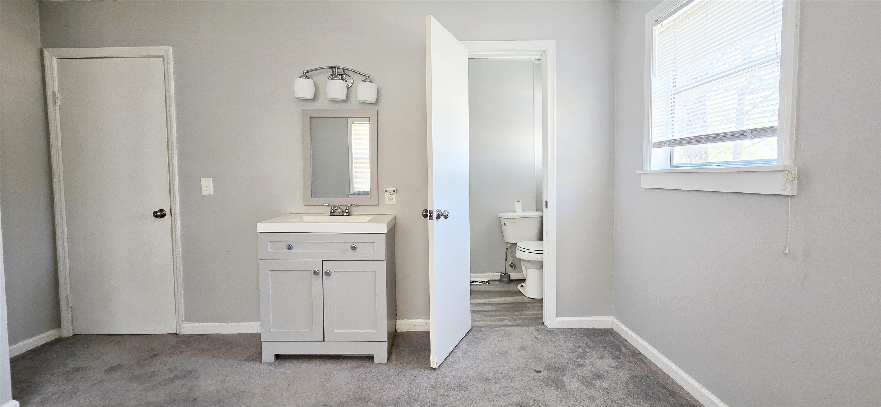 415 Locust Tree Court Gresham, SC 29546 - Photo 9 of 42