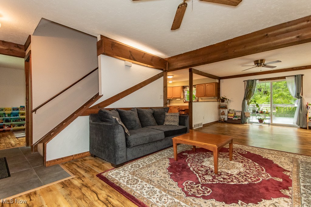 9775 Fairmount Road Newbury, OH 44065 - Photo 7 of 37 Gallery Image 7