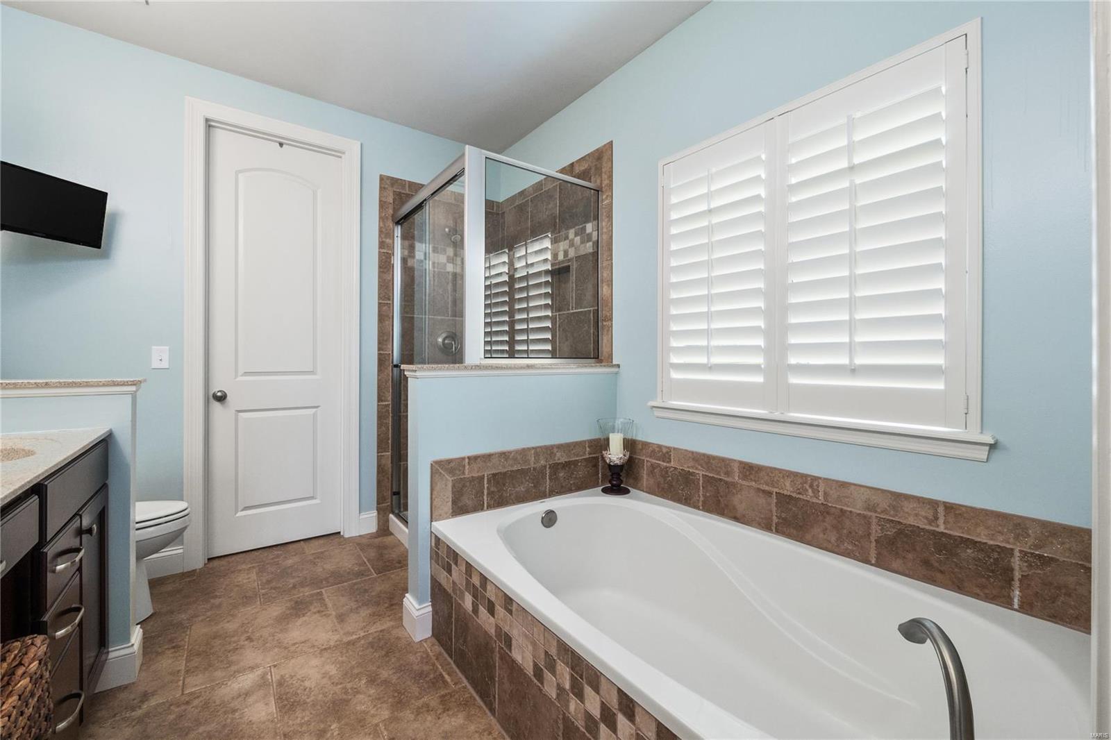 1055 Bridleridge Crossing Spur High Ridge, MO 63049 - Photo 16 of 39 Gallery Image 16