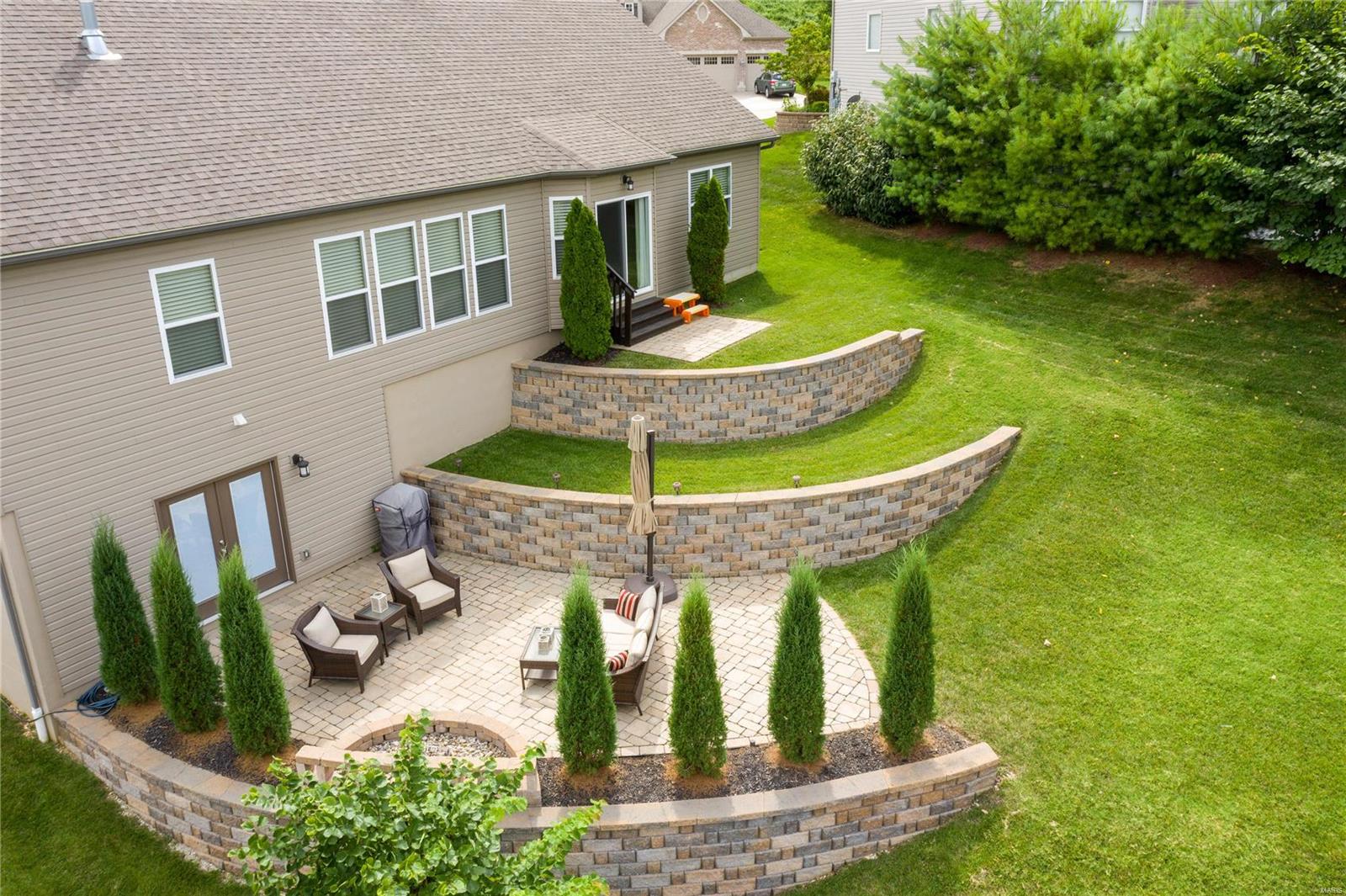 1055 Bridleridge Crossing Spur High Ridge, MO 63049 - Photo 34 of 39 Gallery Image 34