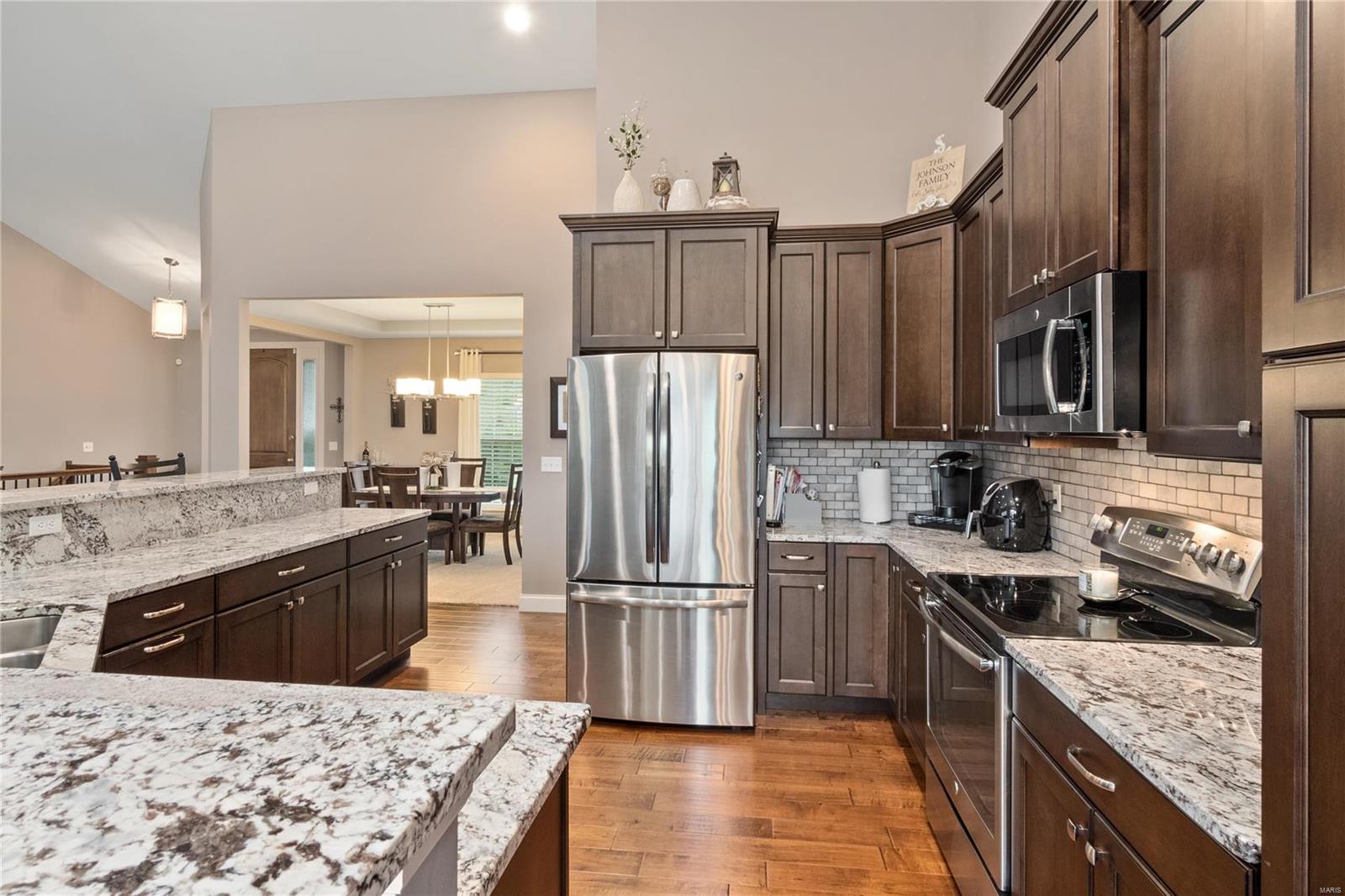 1055 Bridleridge Crossing Spur High Ridge, MO 63049 - Photo 10 of 39 Gallery Image 10