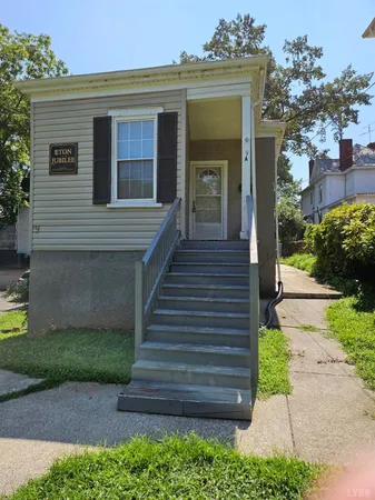 $950 | 9 West Princeton Cir Circle, Unit B, Lynchburg, VA 24503
