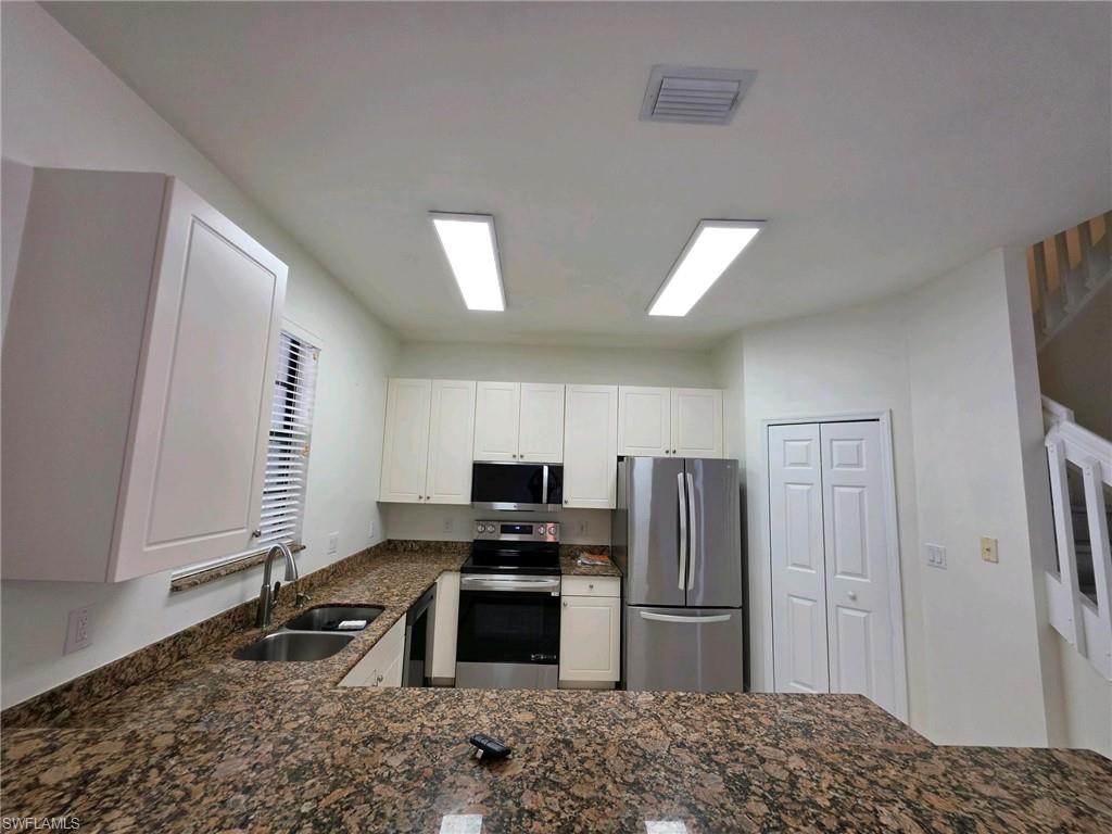 14708 Sutherland Avenue Naples, FL 34119 - Photo 5 of 24