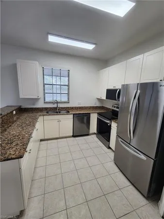 $2,595 | 14708 Sutherland Avenue, Naples, FL 34119