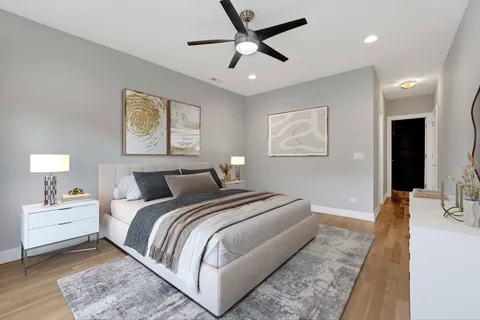 $650,000 | 1014 North Larrabee Street, Unit 4N, Chicago, IL 60610