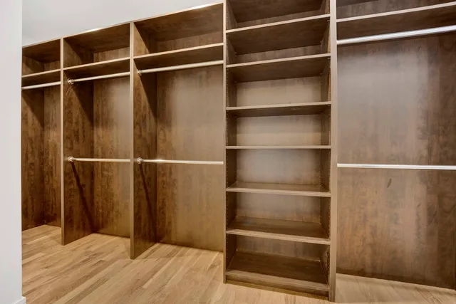 $650,000 | 1014 North Larrabee Street, Unit 4N, Chicago, IL 60610