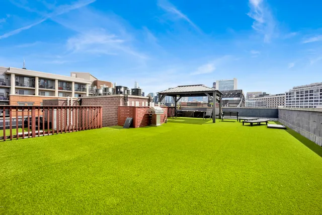 $650,000 | 1014 North Larrabee Street, Unit 4N, Chicago, IL 60610