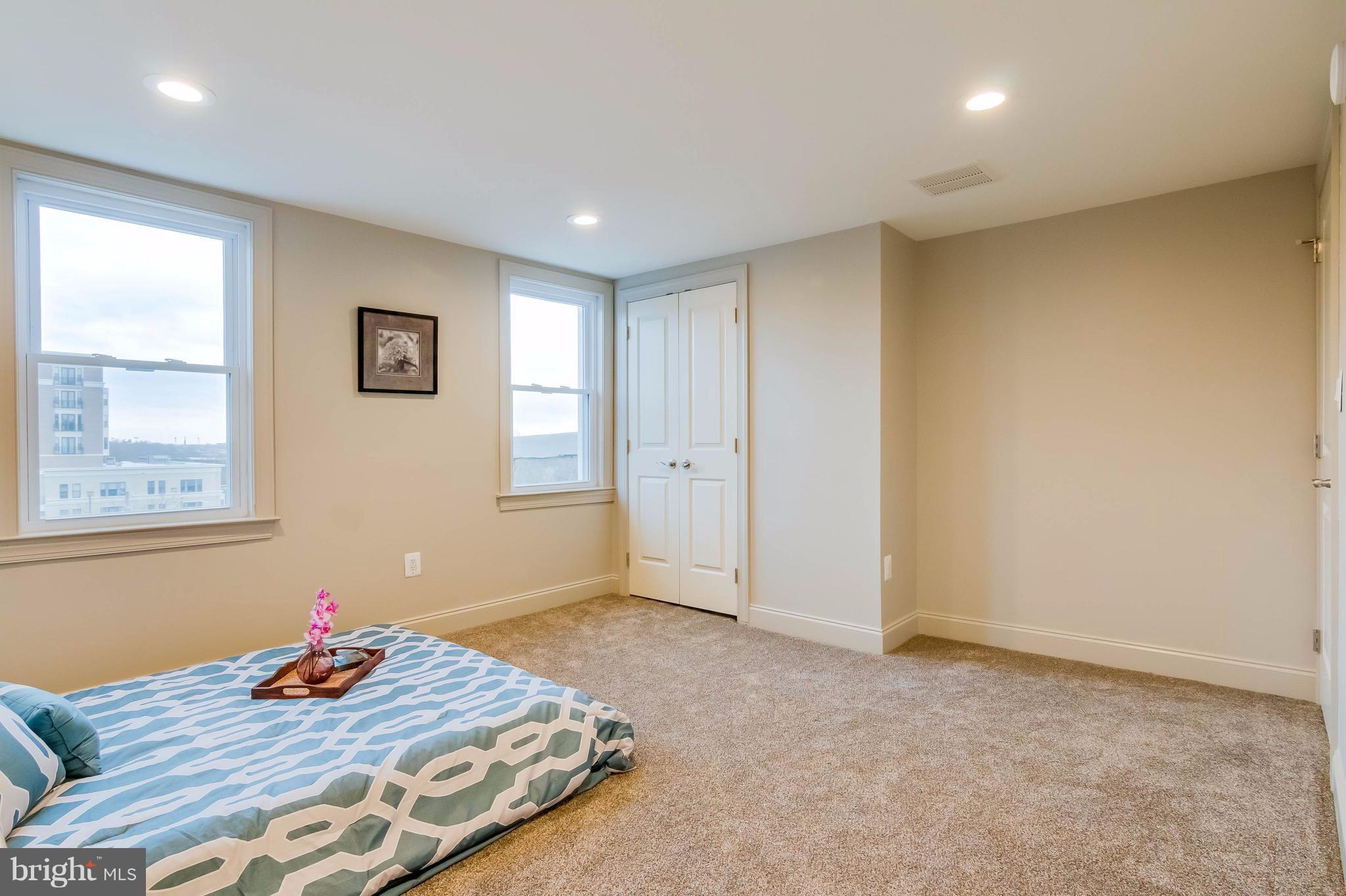 3815 Roland Avenue Baltimore, MD 21211 - Photo 20 of 30 Bedroom (Master)