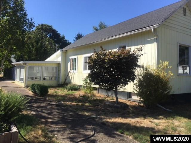 1391 Southwest Ellis Street Dallas, OR 97338 - Photo 4 of 22 Gallery Image 4