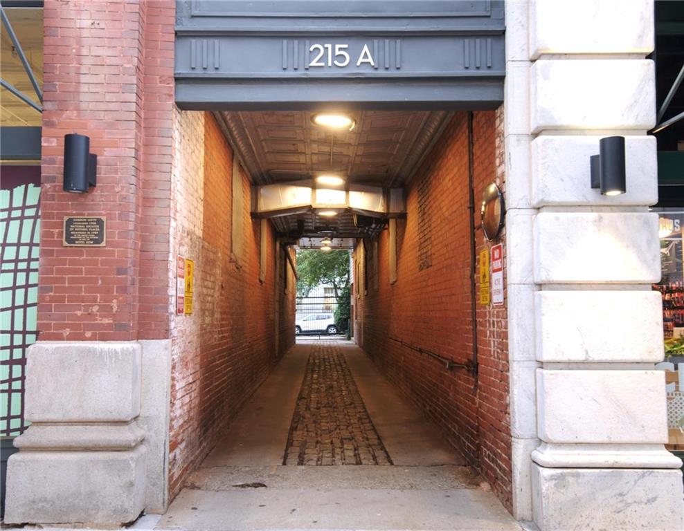 215 Mitchell Street Southwest, Unit 18 Atlanta, GA 30303 - Photo 2 of 21