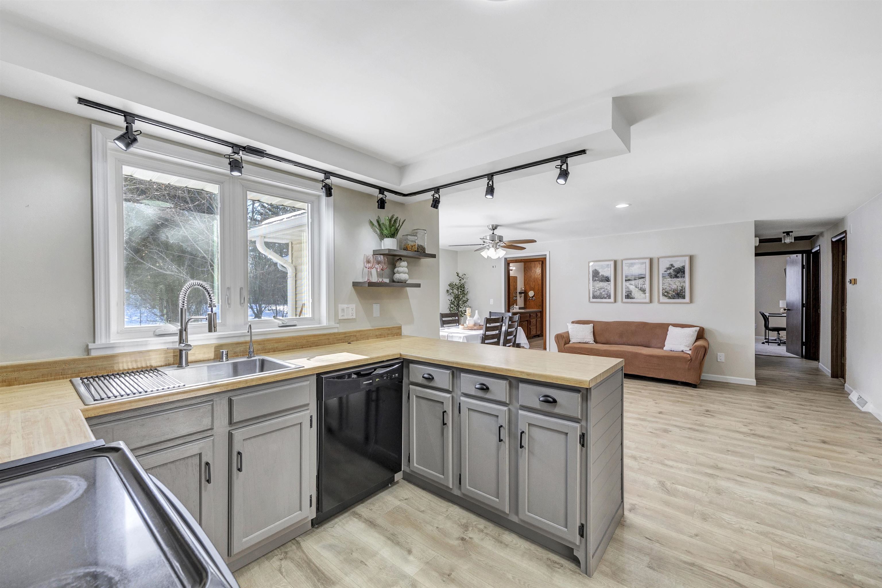 313 Steven Court Denmark, WI 54208 - Photo 13 of 30