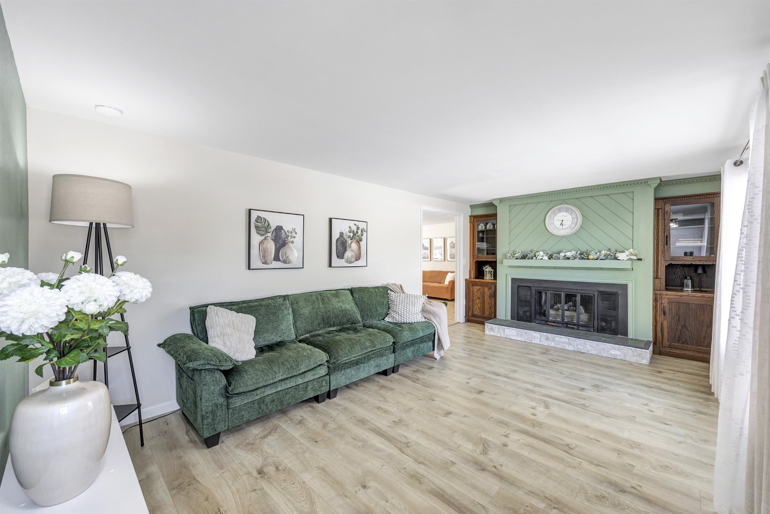 313 Steven Court Denmark, WI 54208 - Photo 4 of 30