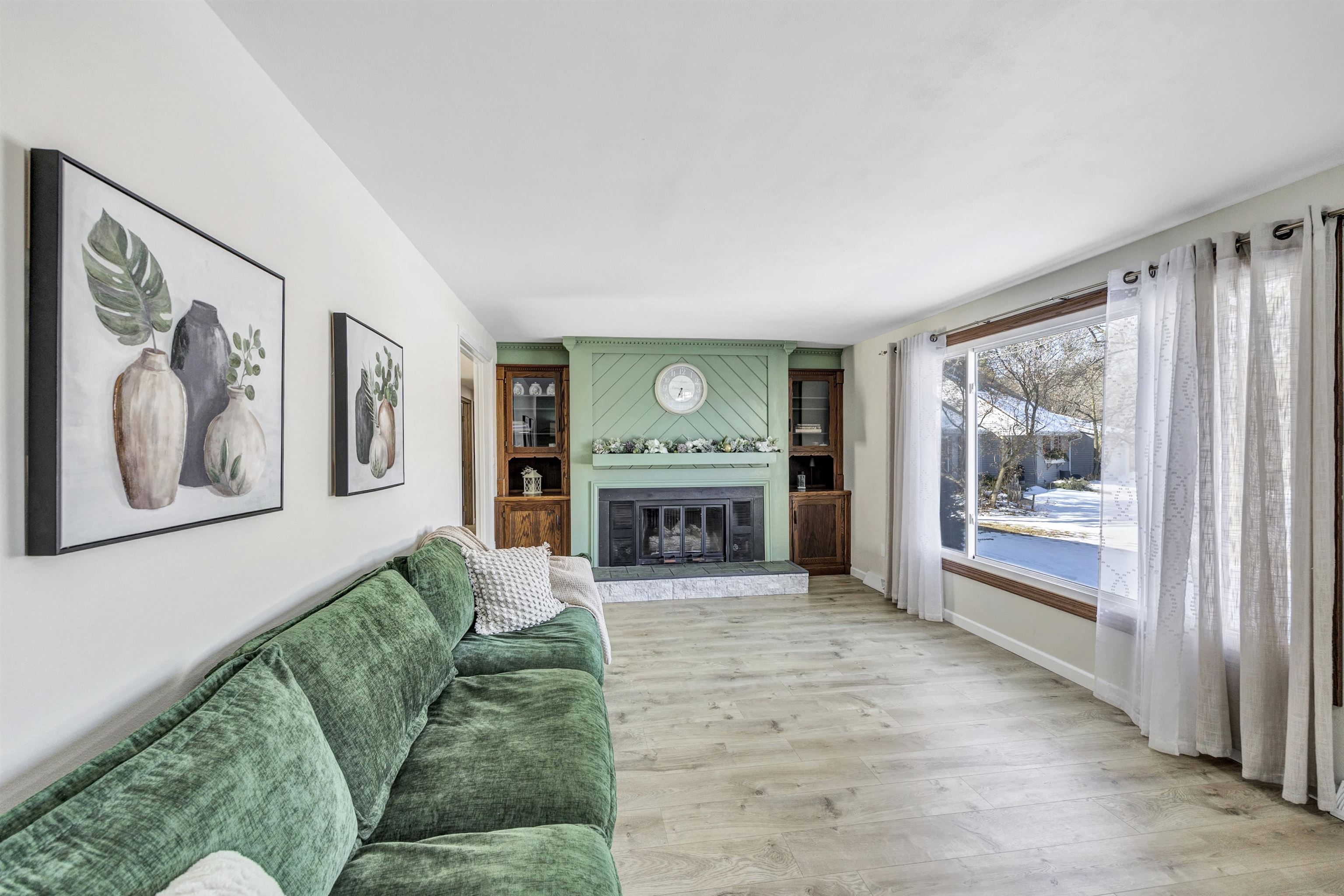 313 Steven Court Denmark, WI 54208 - Photo 5 of 30